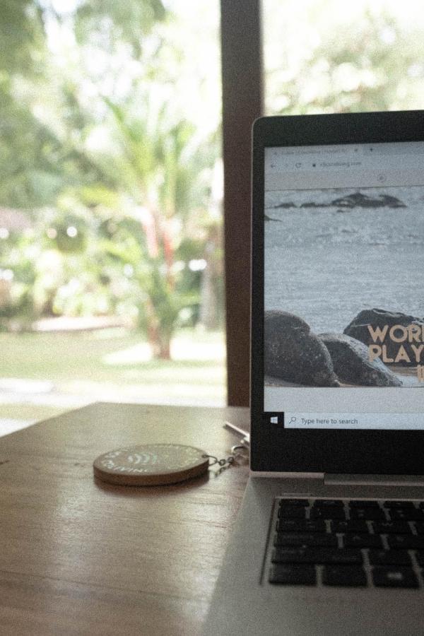 מלון דיקוולה Clics Coliving & Coworking מראה חיצוני תמונה